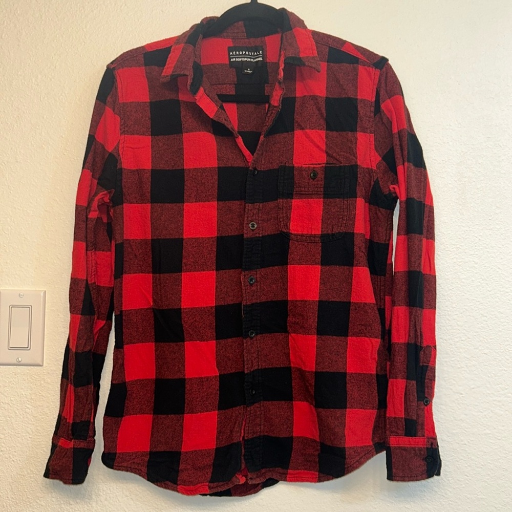 (Men’s)Aeropostale Flannel size:S Red & Black